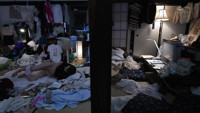 Mina busty aunt naked on messy floor in JAV MFYD-028