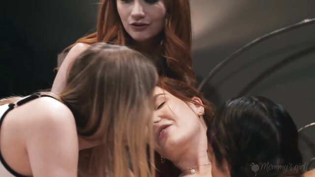 Vanessa Sky, Scarlet Skies lesbian kiss with two hotties