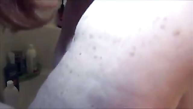 SSBBW exposes cellulite ass in shower, ugly fat cheeks closeup