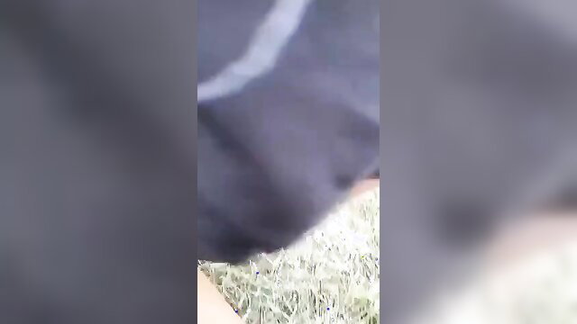 Italian camgirl blows runner outdoors on grass