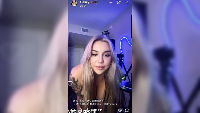 Caserenn teases huge fake tits in leaked Fansly video