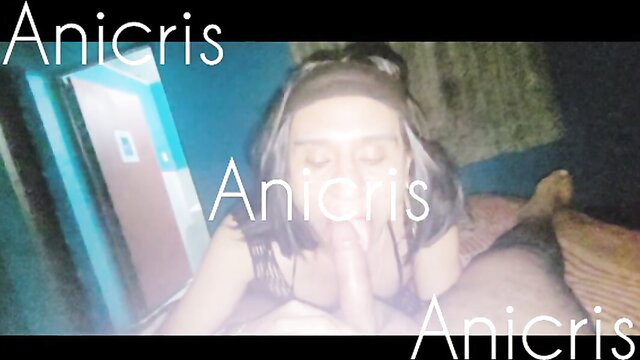 Anicris Fuentes sucks cock closeup in amateur bedroom scene