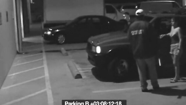 Teen slut blows security guard in parking lot to dodge fine