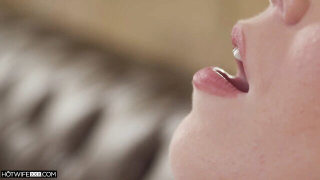 Gigi Sweets blonde closeup lips open teasing blowjob preview