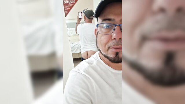 MrPatoLucas draining off Uber Eats delivery guy in mirror selfie