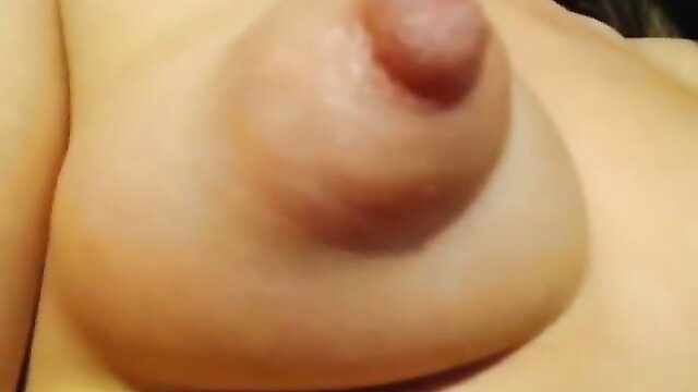 Magrinha teases lactating pointy tits closeup in solo vid