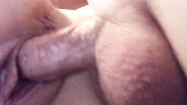 Amateur MILF pussy nailed doggystyle closeup