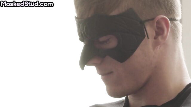 Hooded beefy first-timer masked stud masturbates in Maskurbate solo
