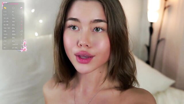 oxonmymind topless Asian beauty pouting lips on Chaturbate cam