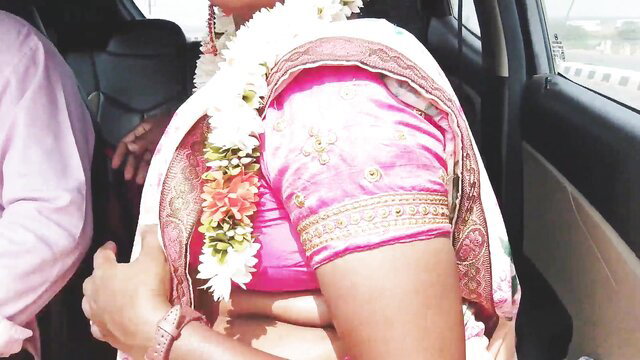 Hot Silk in pink saree with deep cleavage in steamy car with Indian guy
