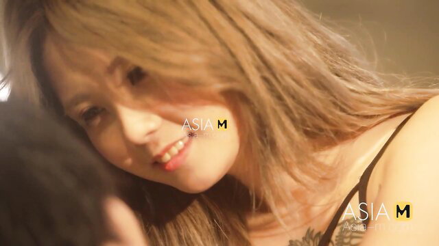 Meng Ruo Yu in lingerie seduces with big tits close-up