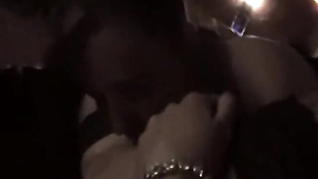 Emma Ass angel-beauty fisting closeup with hand insertion