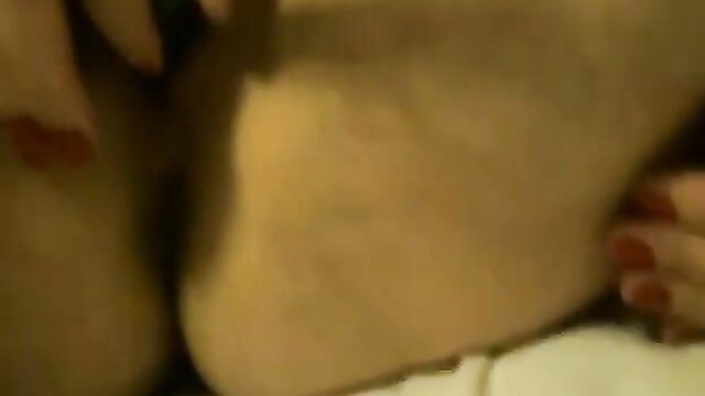 Wildsexyberry webcam closeup fingering wet pussy red nails