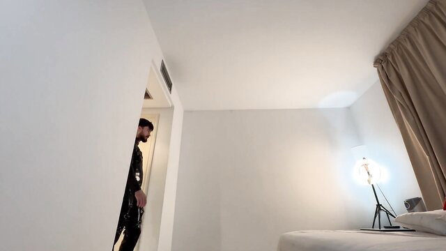 Onlymaxdennison peeking in bedroom, thick ass ready for psychotic rump punching