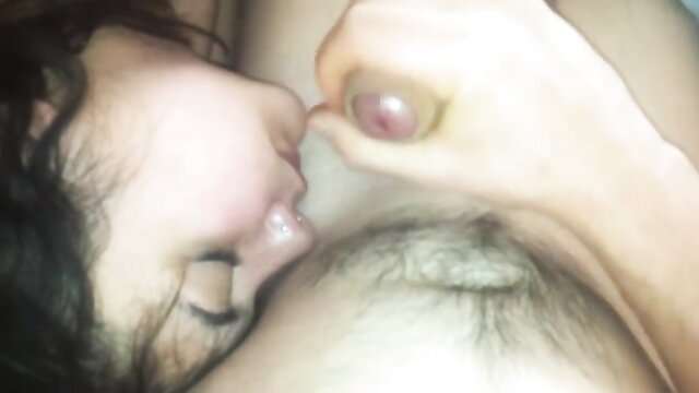 Drunk girl sucks small dick closeup in amateur facial tease