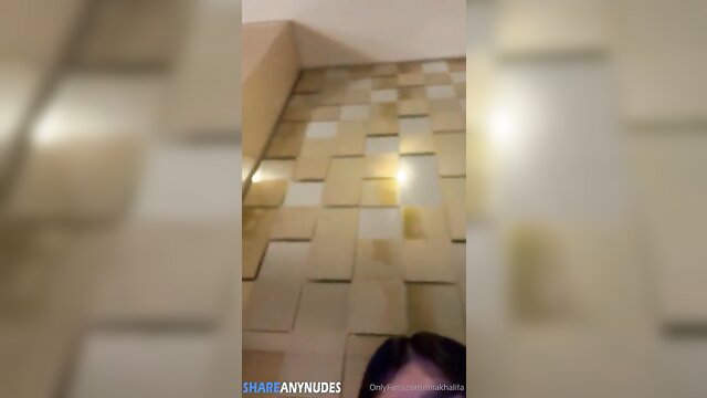 Mia Khalifa nude chatting OnlyFans PPV leaked closeup