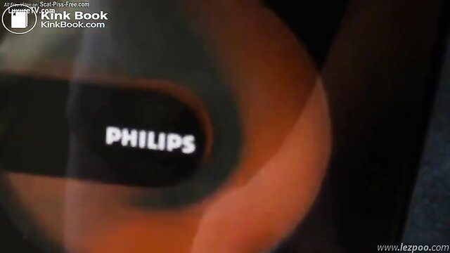 Annabelle Lee closeup on Philips toy in lesbian scat vomit fetish