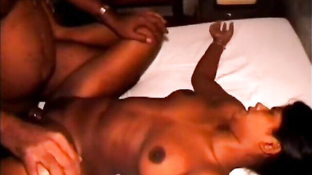 Dark skin horny wife pussy nailed hard by man missionary