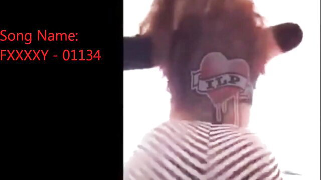 Ebony amateur twerking big booty tease Worldstar 2015