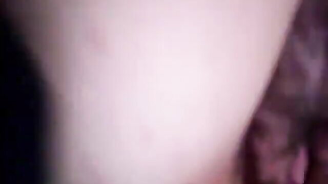 Homeless girl flashing shaved pussy closeup in explicit amateur video