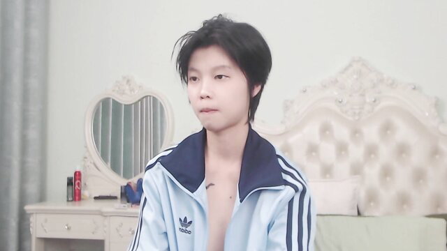 joycekay Asian teen camgirl in open Adidas jacket showing tits