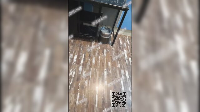 Korean Instagram live amateur babe with tattooed guy in sex room 2