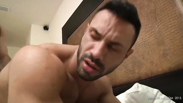 Adam Champion muscular selfie fuck closeup moan, gay solo vid