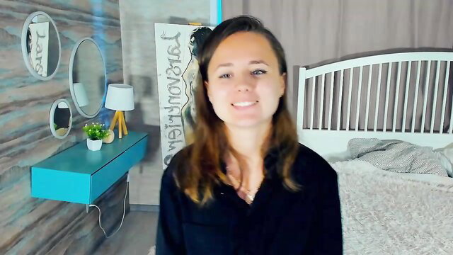 Eve Satar shy young 18 teen Chaturbate cam girl smiling