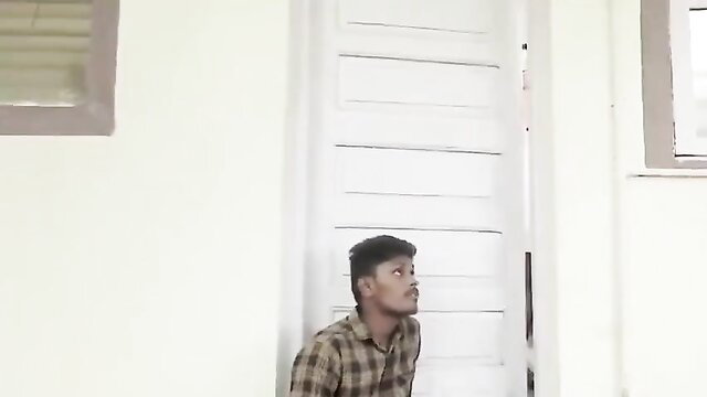 Telugu kinky Indian guy in checkered shirt at door in plumber sex video