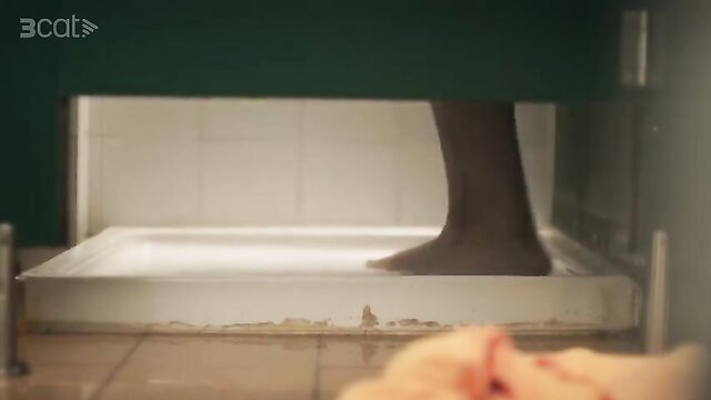 Claudia Riera hot foot in shower, Maria Morera sexy nude tits Jo mai mai s01e01