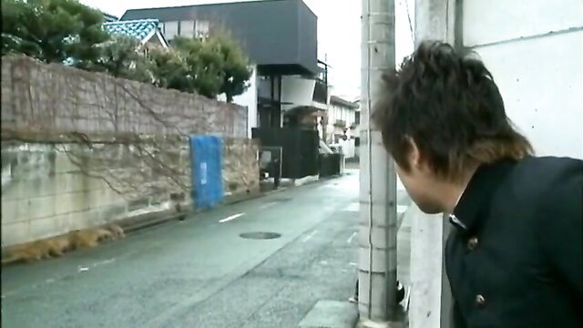 Japanese mom-son JAV scene: man peeking in rainy alley