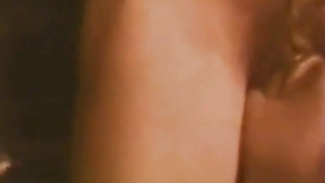 Vintage blonde bombshell armpit tease in Country Cousins classic porn