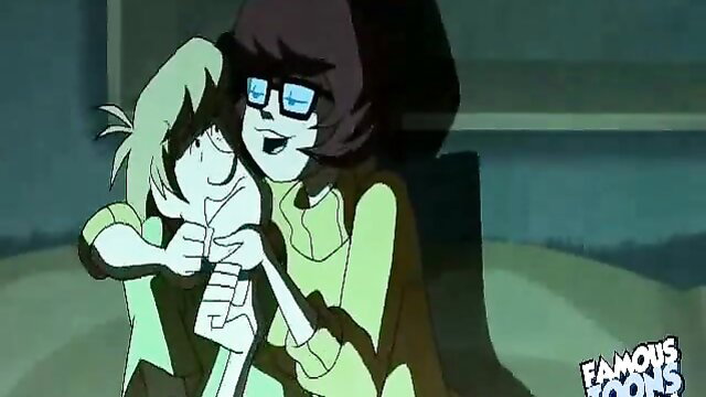 Velma hugging Shaggy in tight green outfits, Scooby-Doo hentai tease