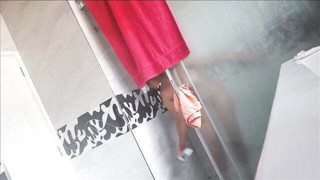 Indian sis wet pussy licked in shower, red dress hangs