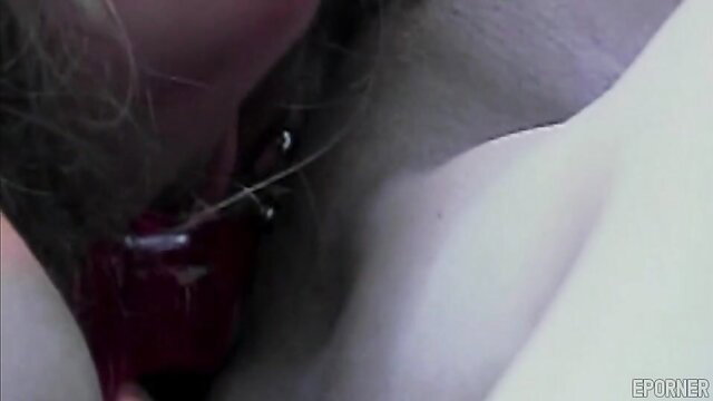 Horny lesbians close-up pussy licking with dark hair and pale skin