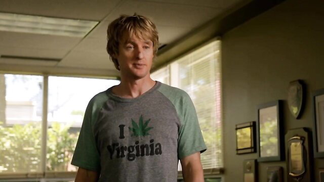 Owen Wilson in I Heart Virginia weed shirt from Are You Here 2013