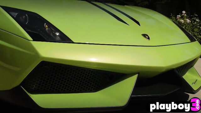 Hot babes posing sexy with lime green Lamborghini supercar