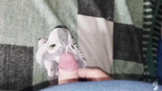 Father cub Fun#4 plush wolf hand puppet with pink tongue on finger closeup