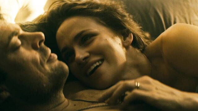 Shantel VanSanten nude intimate cuddle in The Boys s01e04
