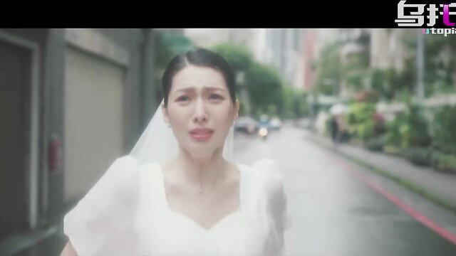 Asian bride Melody Marks crying in wedding dress on rainy street Psychoporn TW