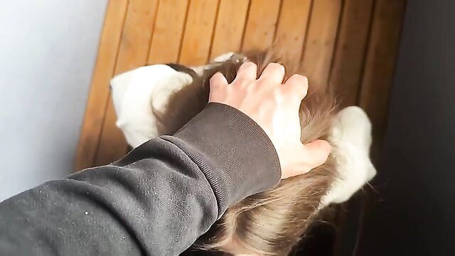 Amateur balcony fuck closeup of hand gripping blonde girl's hair