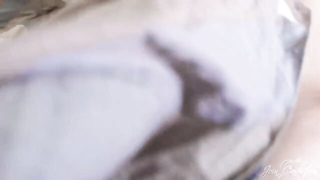 Blurry closeup of voluptuous GF deepthroating fat cock in morning fuck