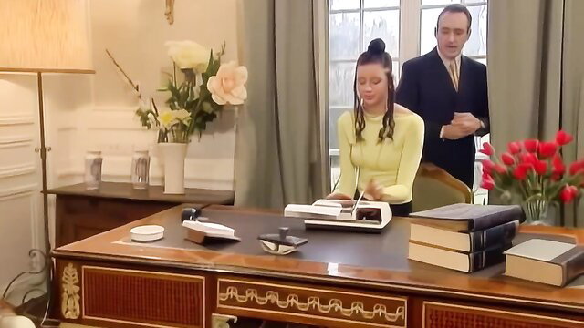 Brianna Beach blonde in yellow top at desk POV hookup