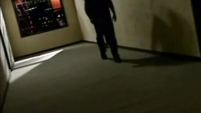 La Venere Bianca shadowy silhouette walking in vintage porn hallway