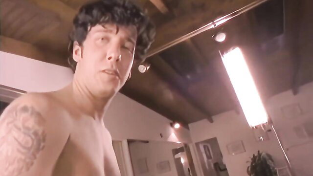 Tattooed cougar Chrissy Ann topless in tempting xxx scene