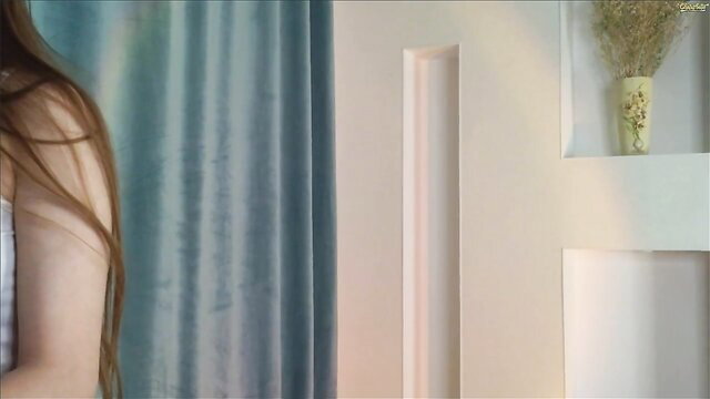 angelcryforme young redhead cam girl posing nude on Chaturbate