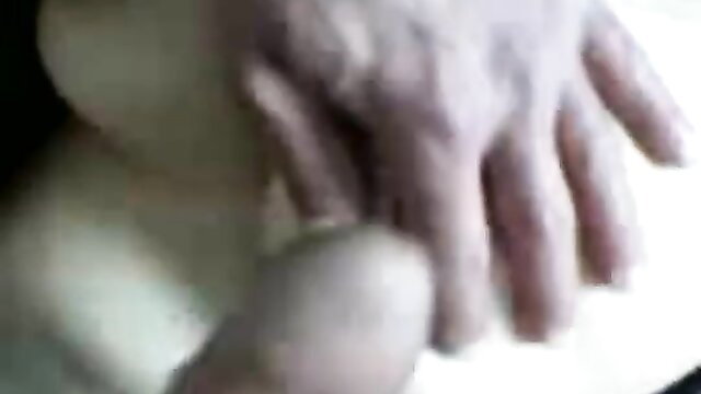 Indian housewife large tits missionary sex closeup