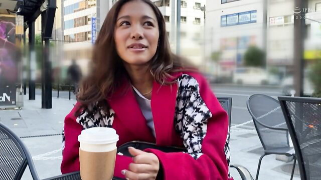 Asian beauty in red coat sips coffee outdoors, JAV 435MFC-093 thumbnail