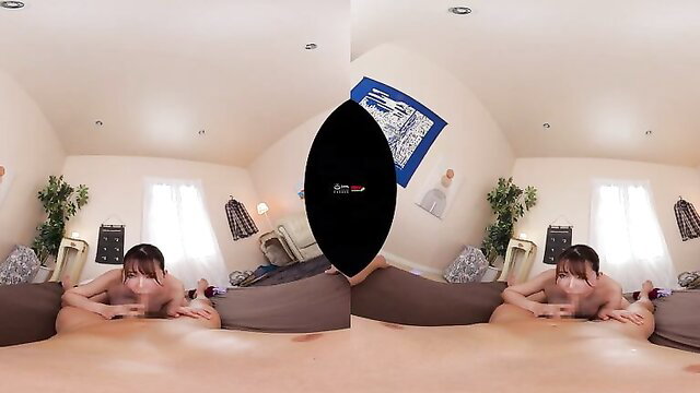 Yui Hatano Asian cougar temptress nude VR bedroom tease