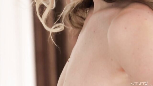 Candice Demellza topless blonde showing nude curves closeup